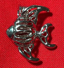 Load image into Gallery viewer, Cages