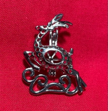 Load image into Gallery viewer, Cages