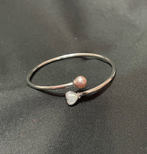 Load image into Gallery viewer, Bracelets
