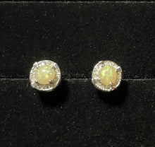 Load image into Gallery viewer, Earrings
