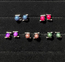 Load image into Gallery viewer, Earrings
